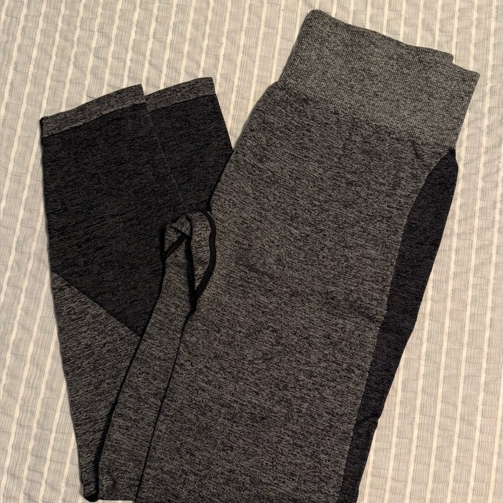 Victoria’s Secret PINK Seamless Yoga Pant